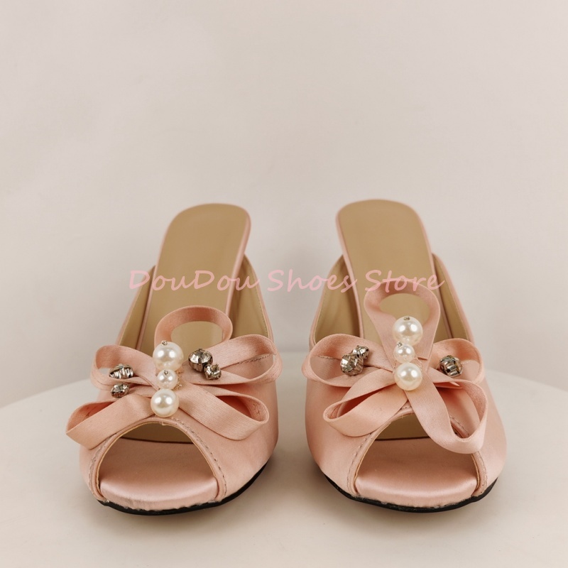 Sandal Selop Wanita dengan Hia - Slip Dress Satin ulasan dan harga